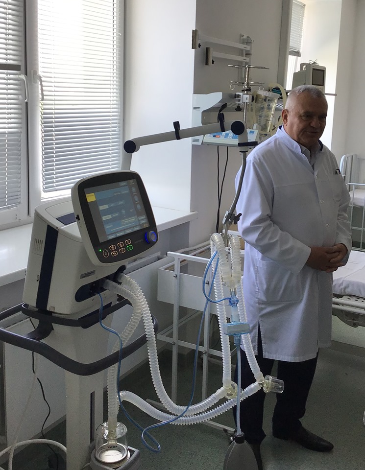 На Черкащині апарат штучної вентиляції легень рятує дитячі життя